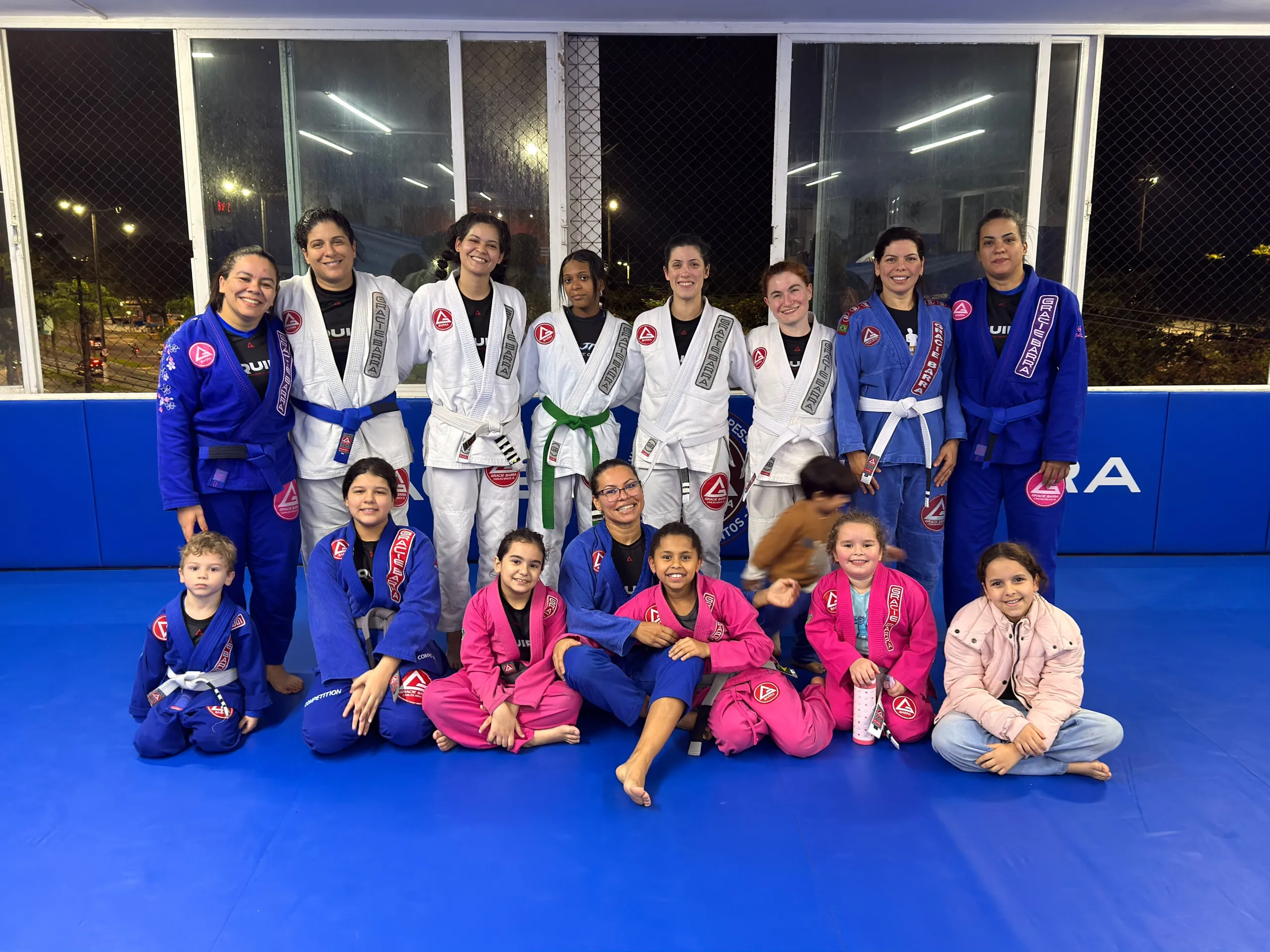 Adulto Feminino